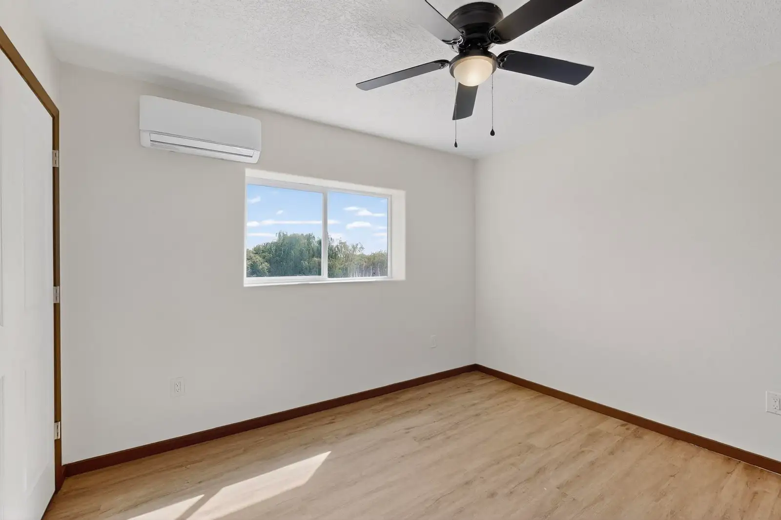 Incredible Newer Retail & Multifamily Investment image 55