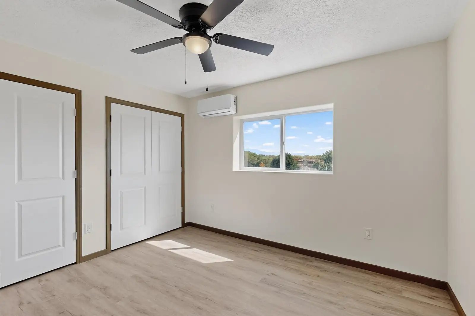 Incredible Newer Retail & Multifamily Investment image 66