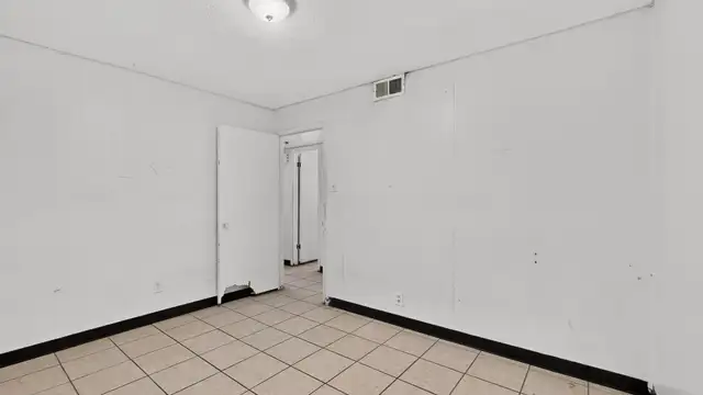 View image 21