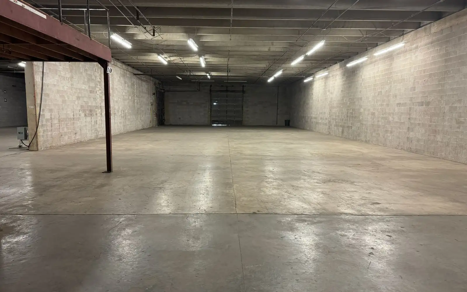 Large Warehouse with Office Space image 4