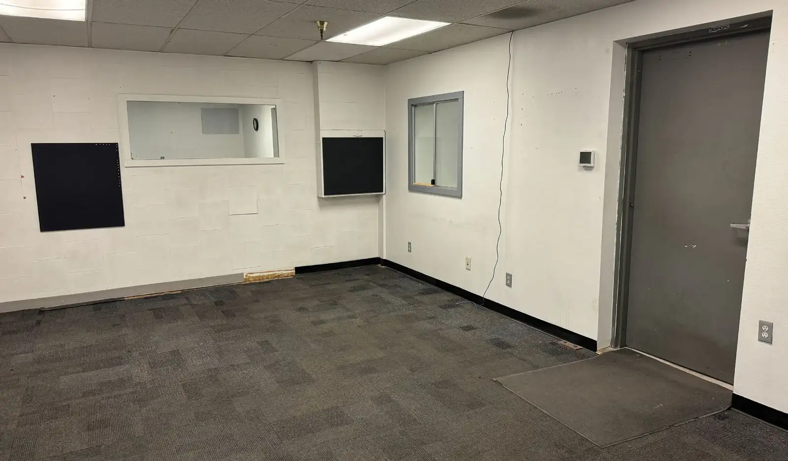 Large Warehouse with Office Space image 8