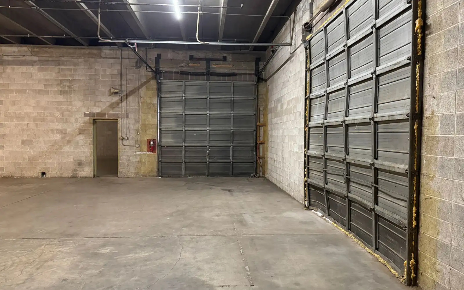 Large Warehouse with Office Space image 5