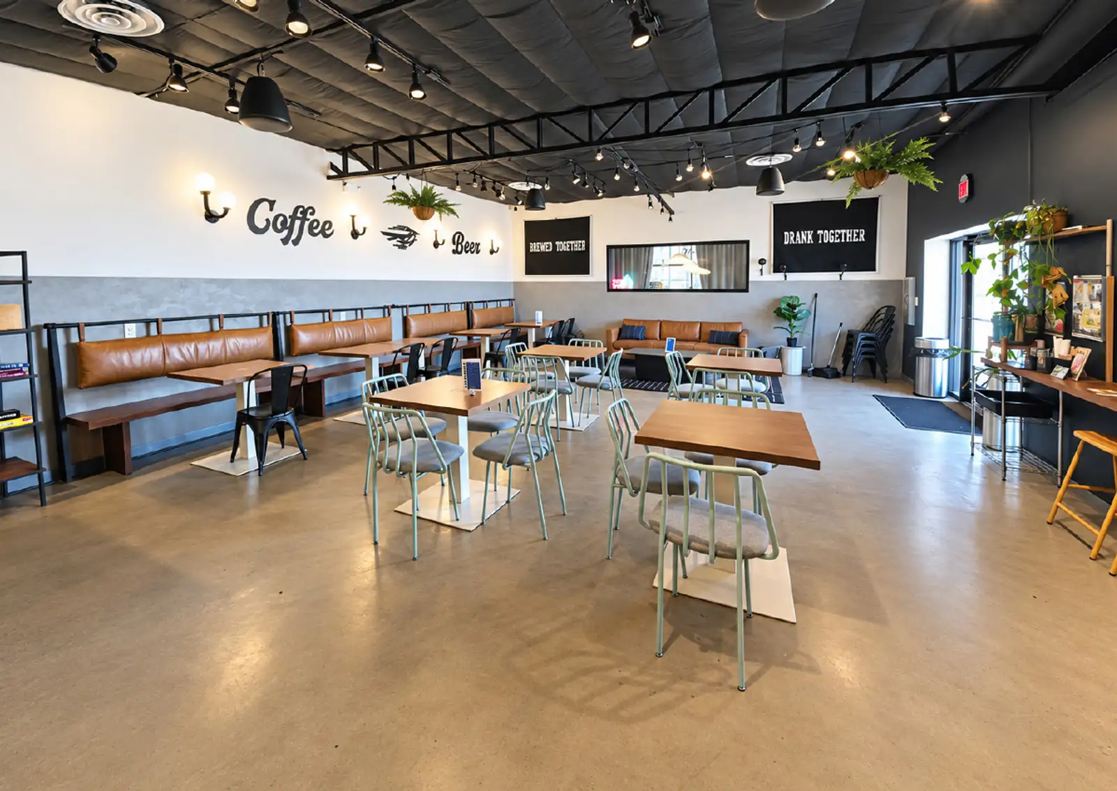 Turn-Key Café, Bar & Gathering Space image 7