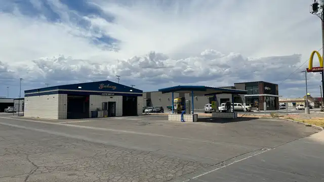 View image 12
