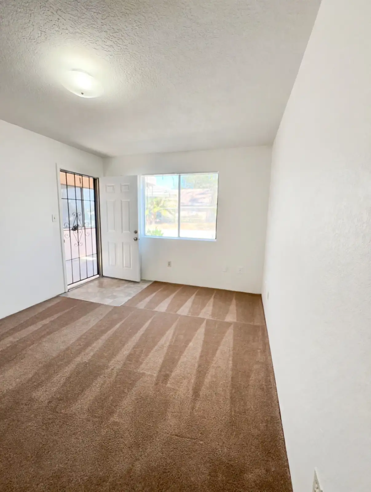 613 Mesilla St SE image 5