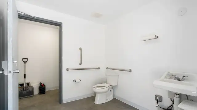 View image 19