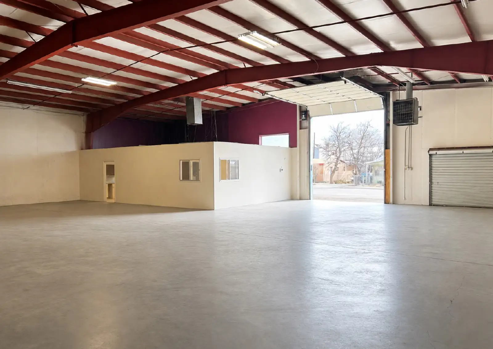 Clearspan Warehouse with Yard image 4