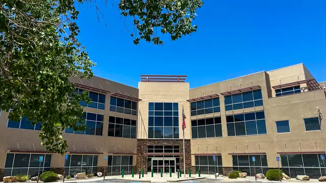 View image 1