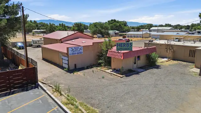 View image 18
