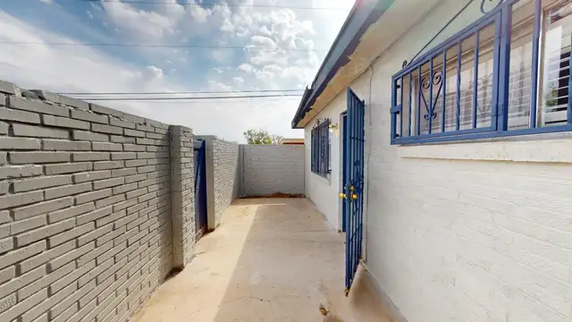 View image 32