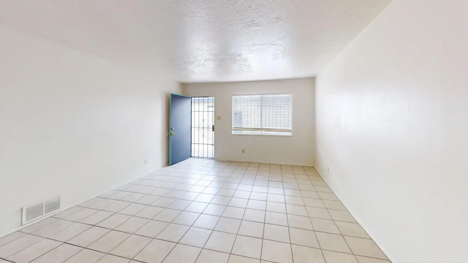 3434 Thaxton SE image 43