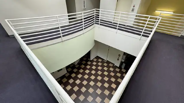 View image 7