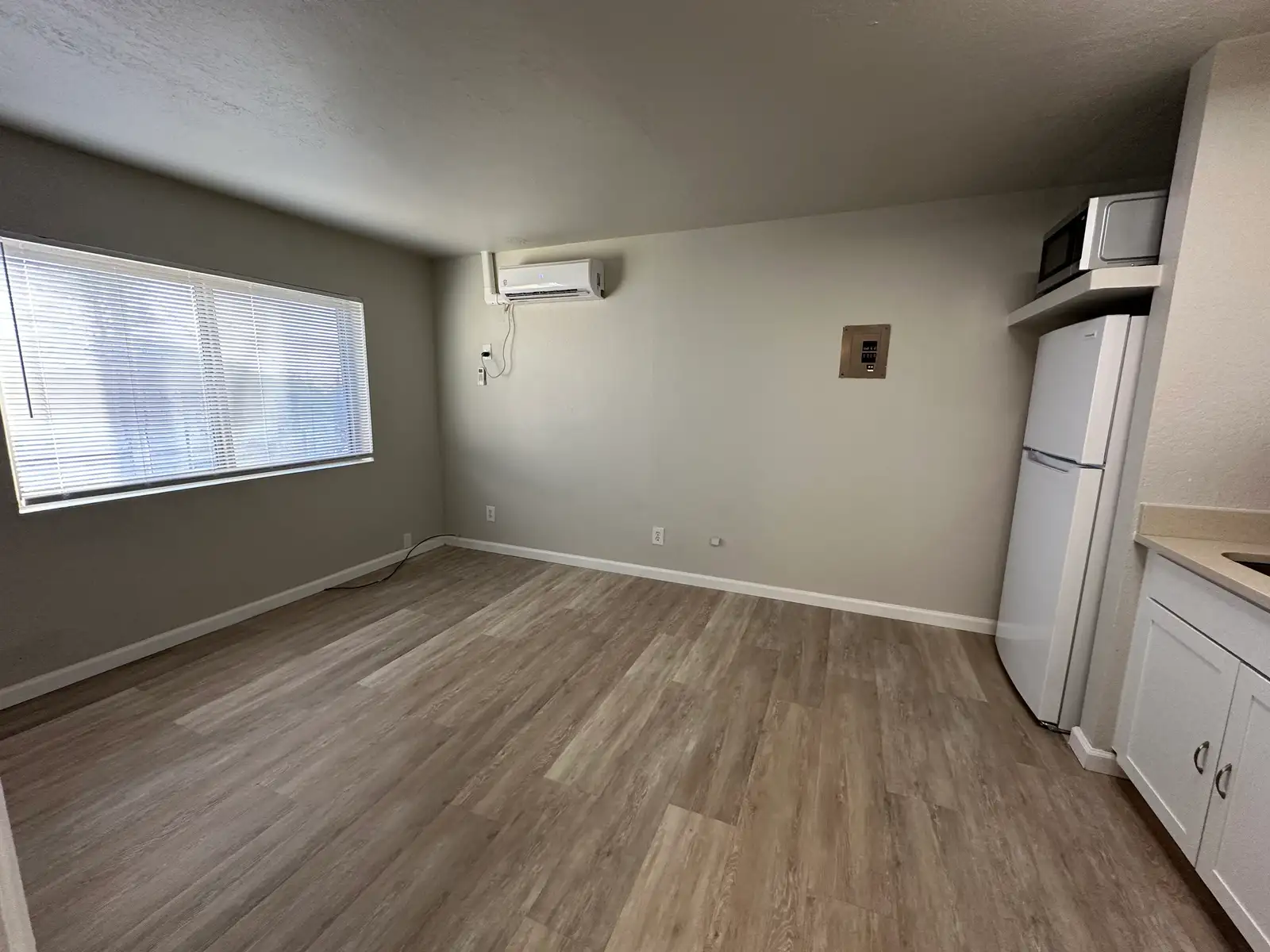 2104 Lead Ave SE image 11