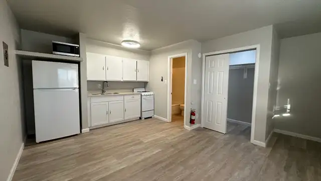 View image 9