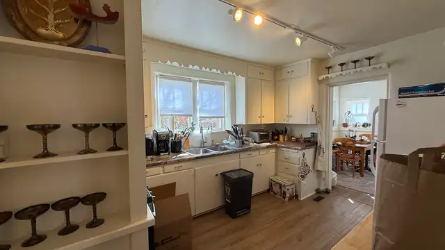 View image 11