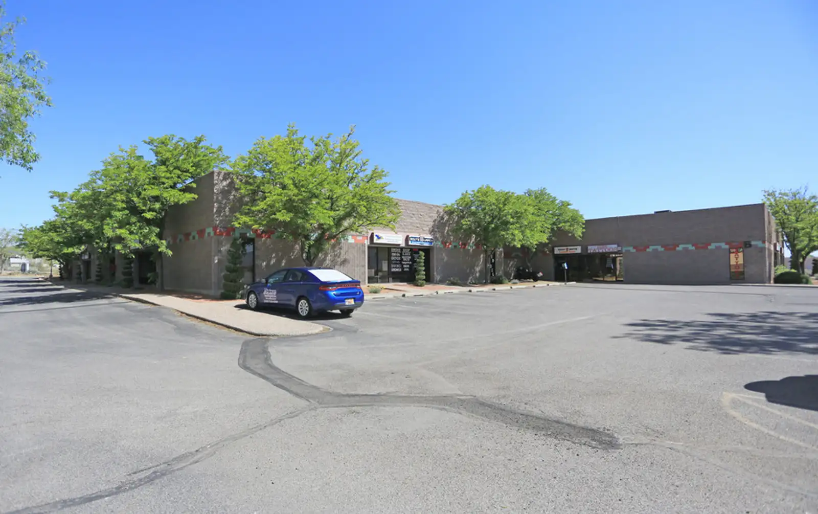 103 Rio Rancho Blvd SE Associate