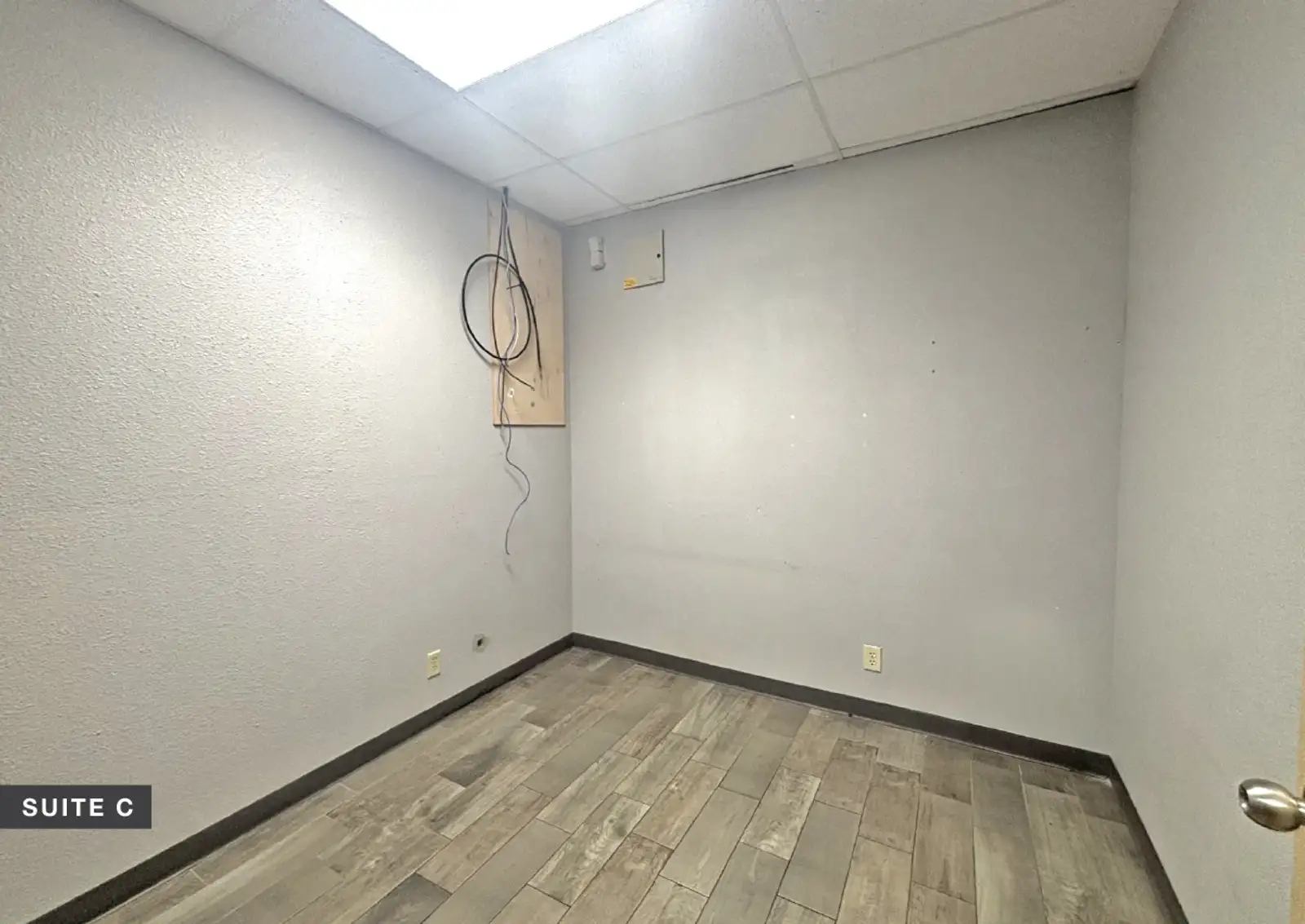 Highly Visible & Affordable Retail Space image 6