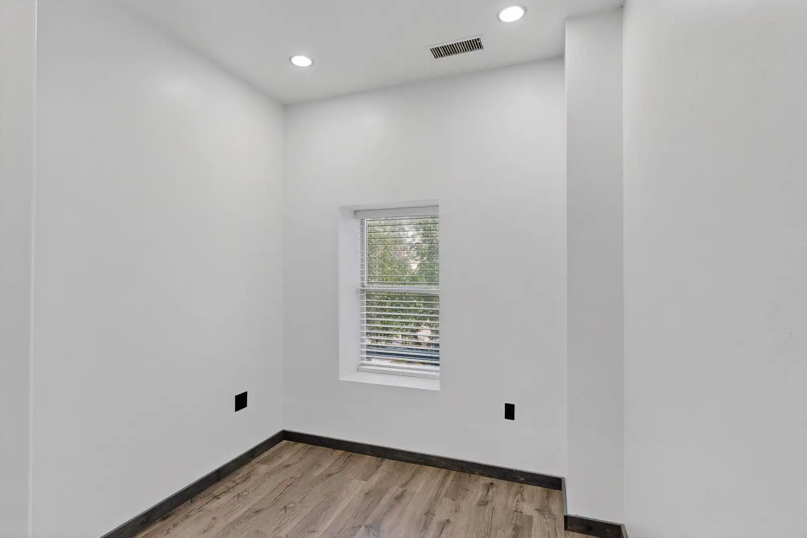 8612 Paseo Alameda NE Unit B image 56