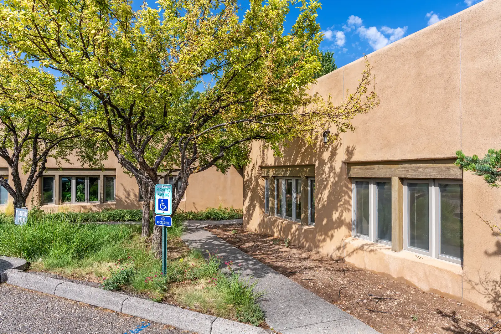 460 St Michaels Dr image 21