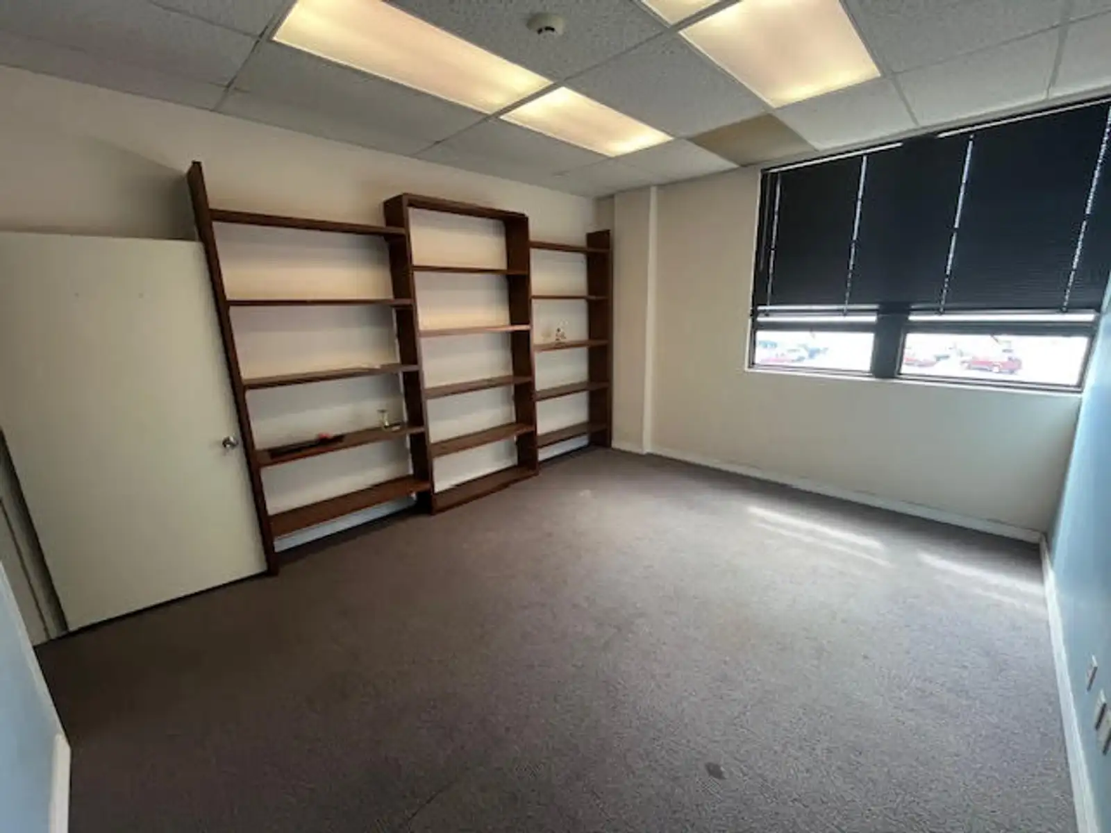 215 3rd St SW image 9