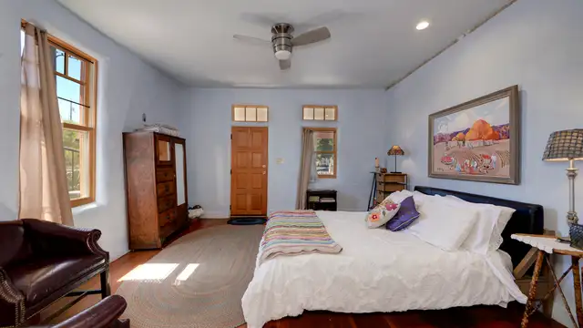 View image 21