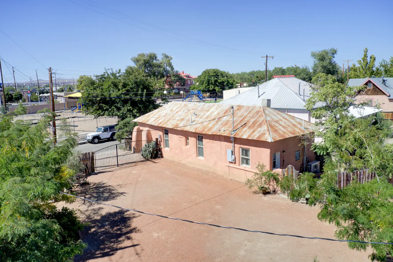 1913 Lomas Blvd NW image 4