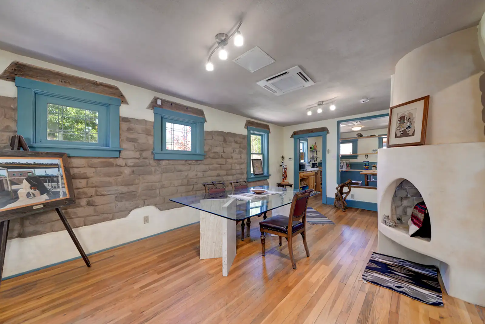 1913 Lomas Blvd NW image 37