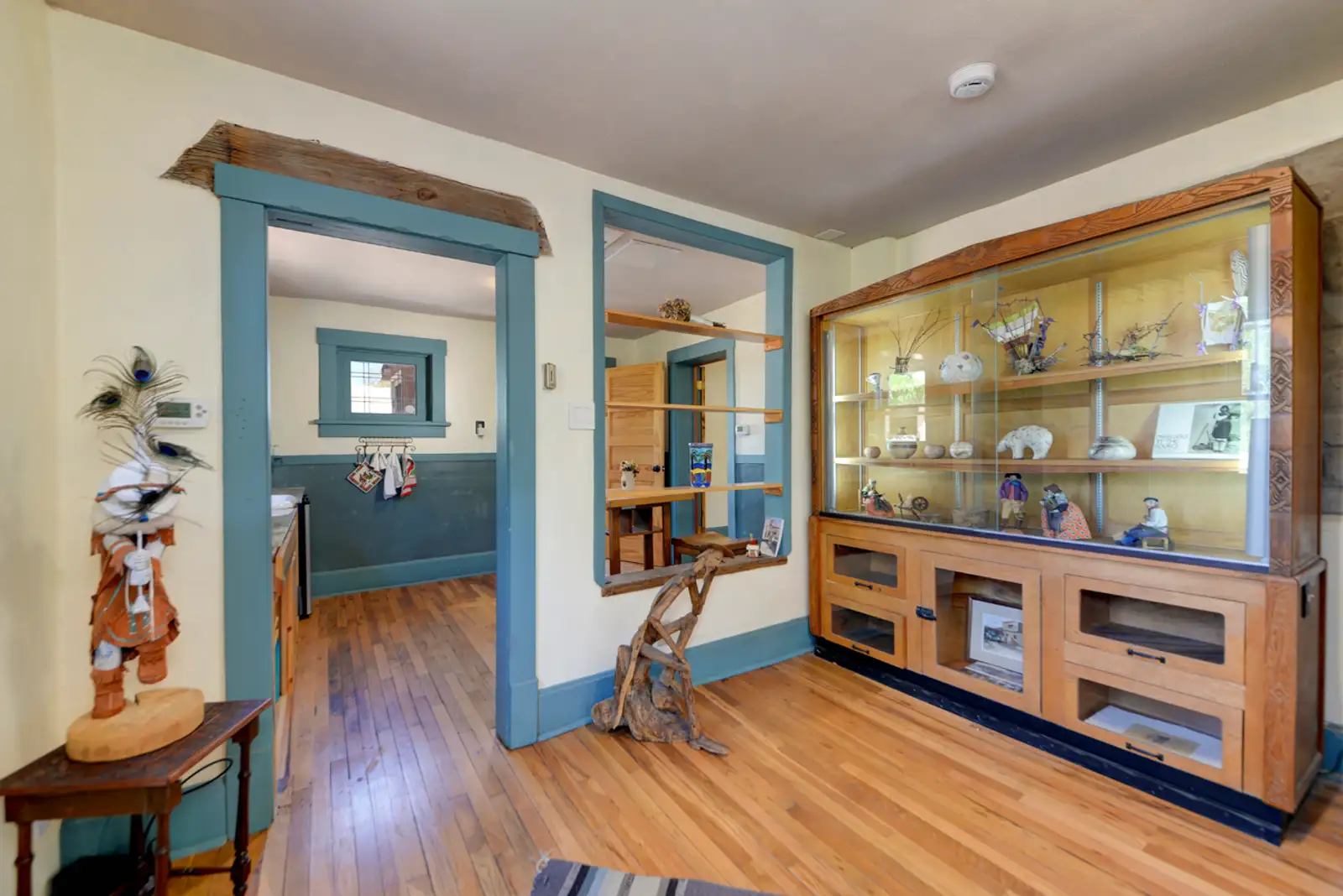 1913 Lomas Blvd NW image 42