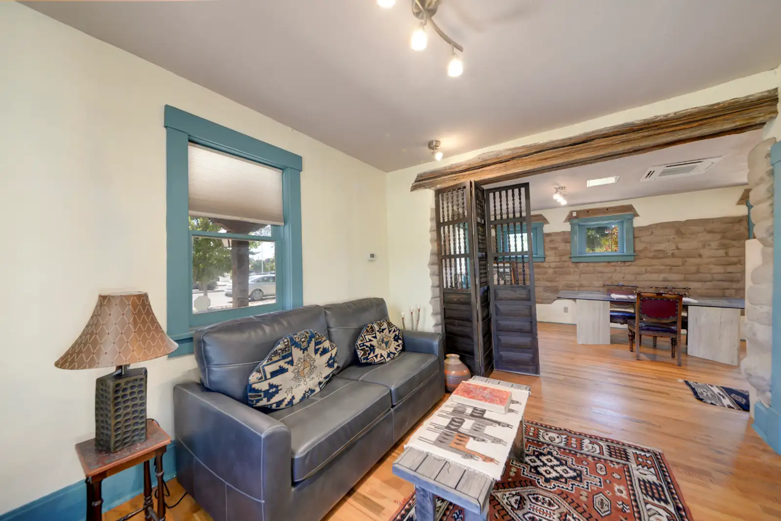 1913 Lomas Blvd NW image 35