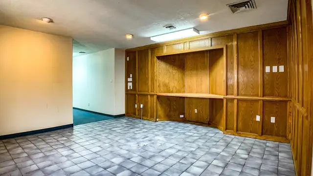 View image 28
