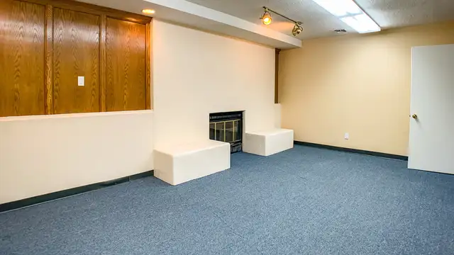 View image 32