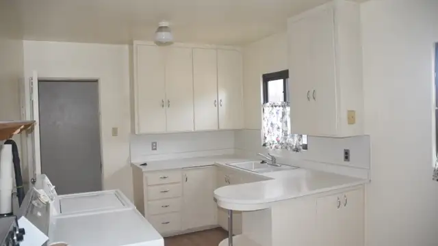 View image 8