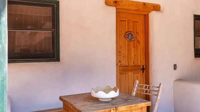 View image 18