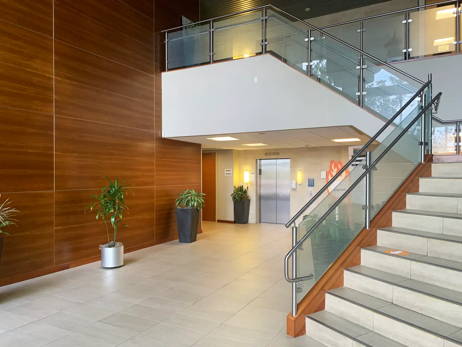 Clifford Plaza image 2