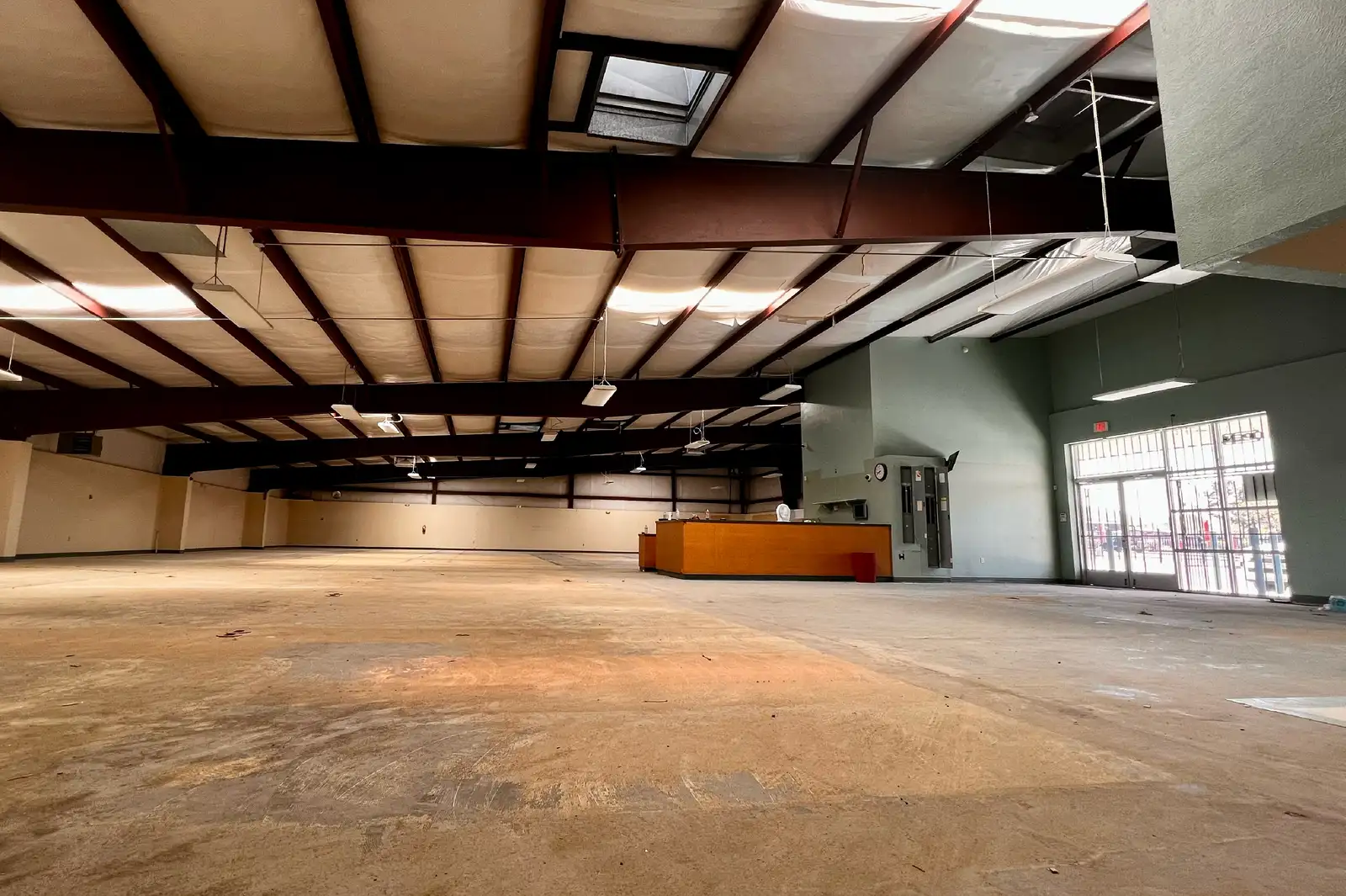 Free-Standing Warehouse with Fenced Yard