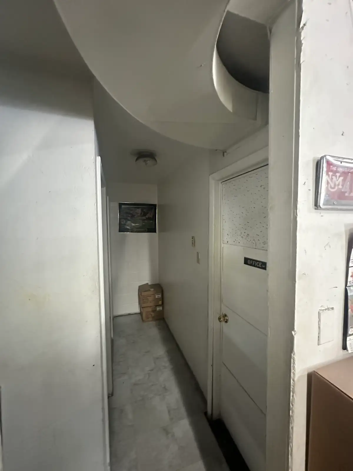 Functional Small-Bay Warehouse with Gated Yard image 16