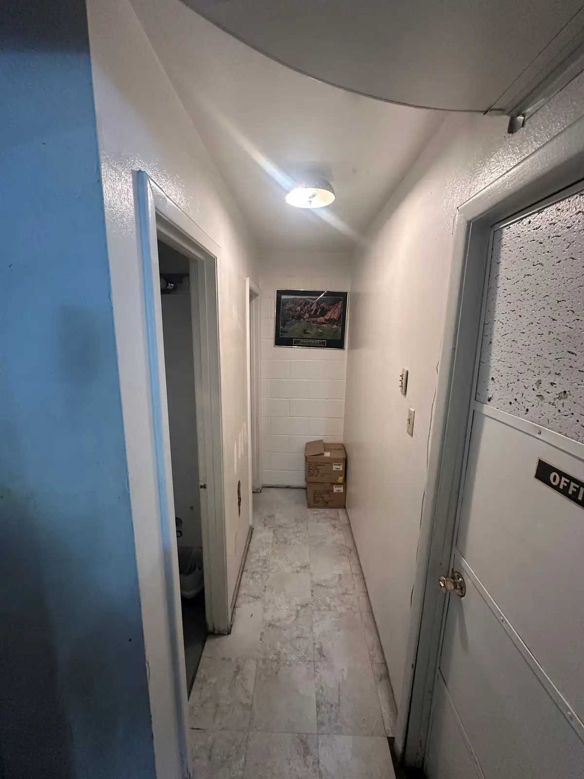 Functional Small-Bay Warehouse with Gated Yard image 20