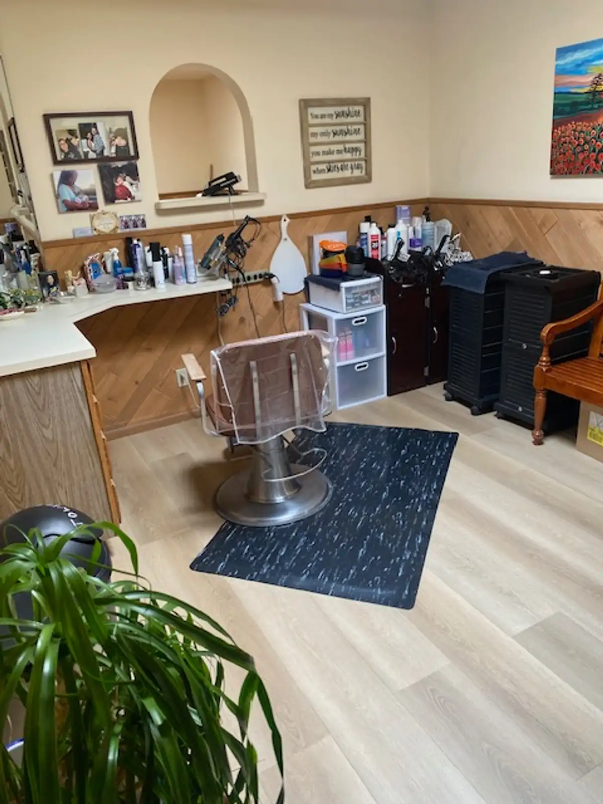 Hair Salon/Former Law Office image 6