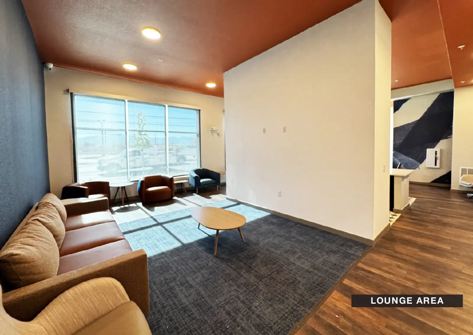 Modern New-Build Live/Work Suites image 14