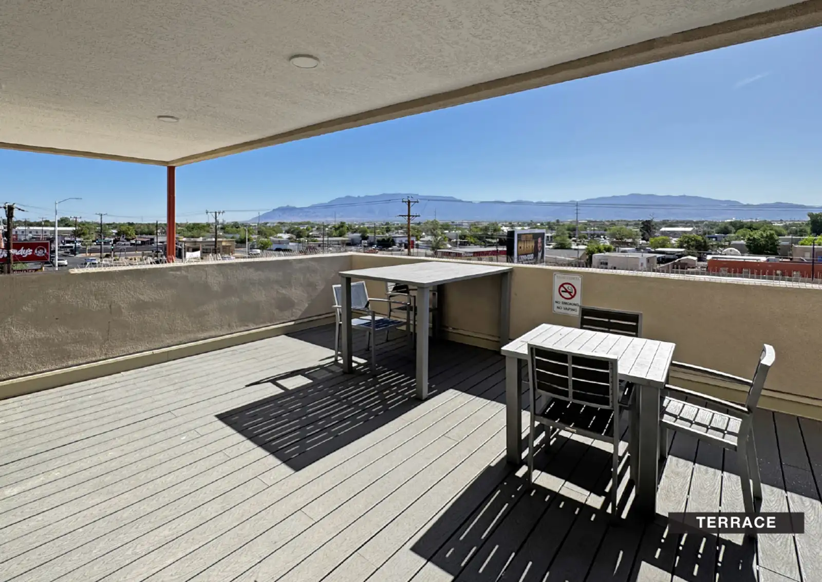 Modern New-Build Live/Work Suites image 15