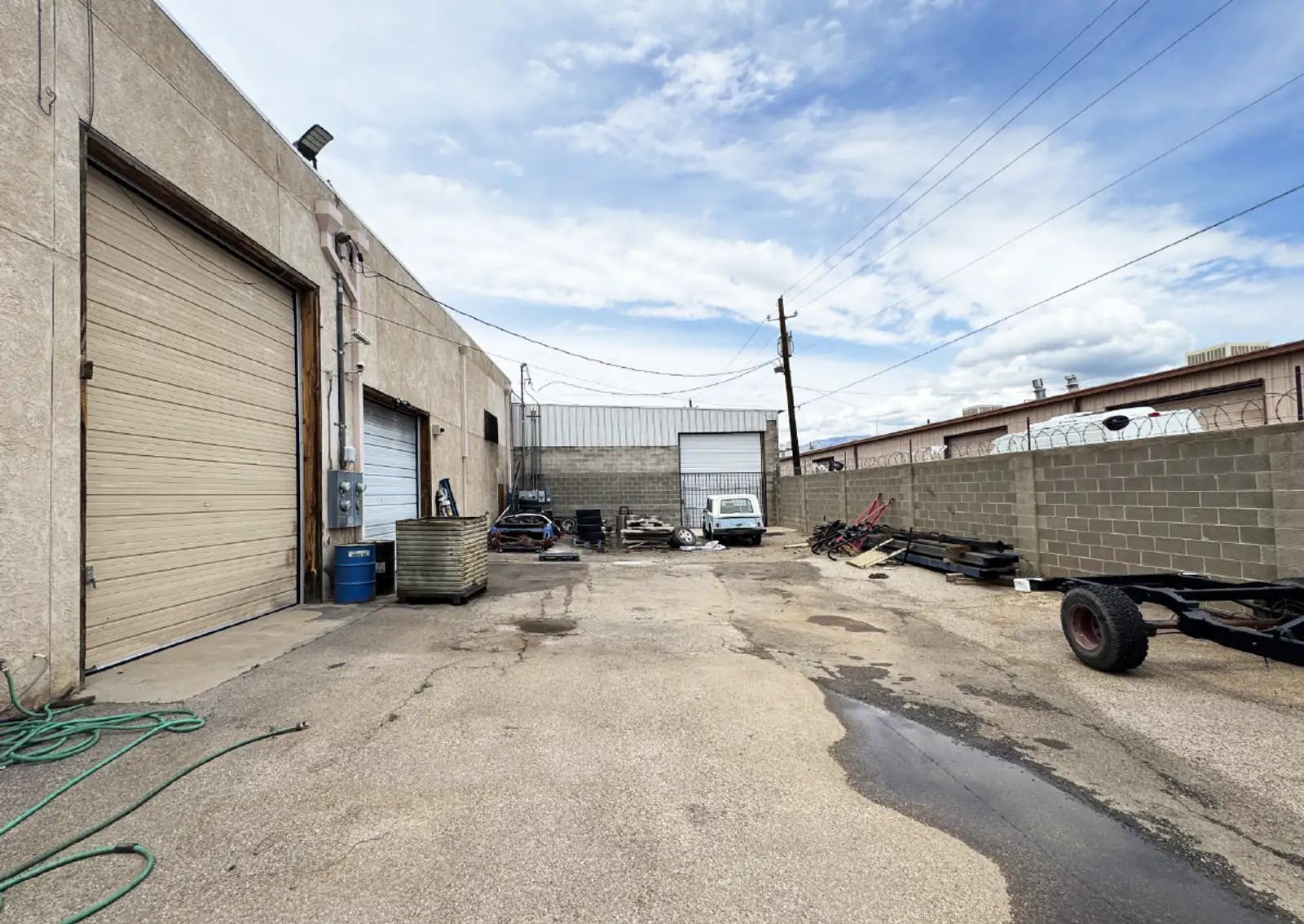High-Clearance Industrial Shop image 4