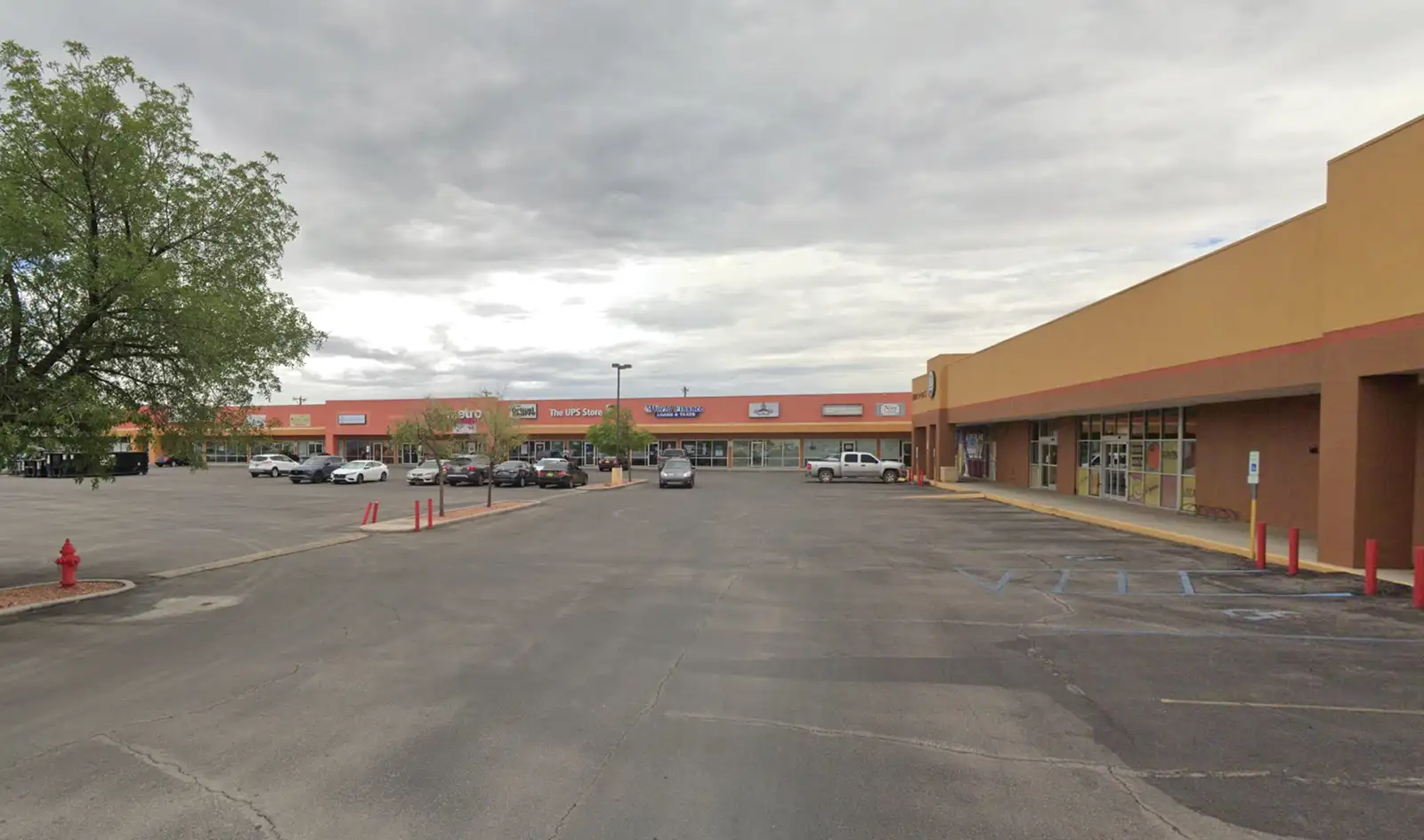1300 El Paseo Rd image 2
