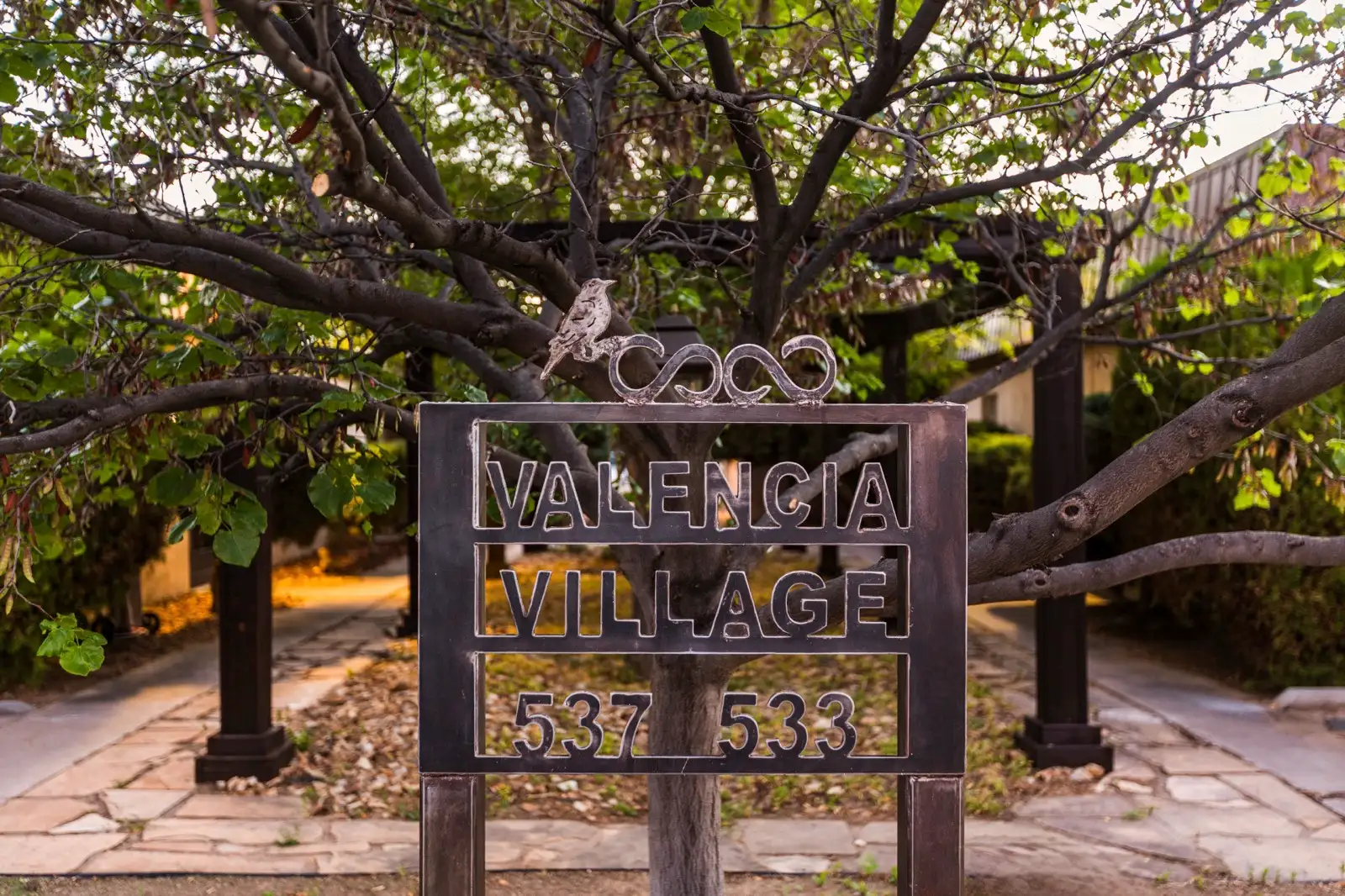 533 Valencia Dr SE image 4