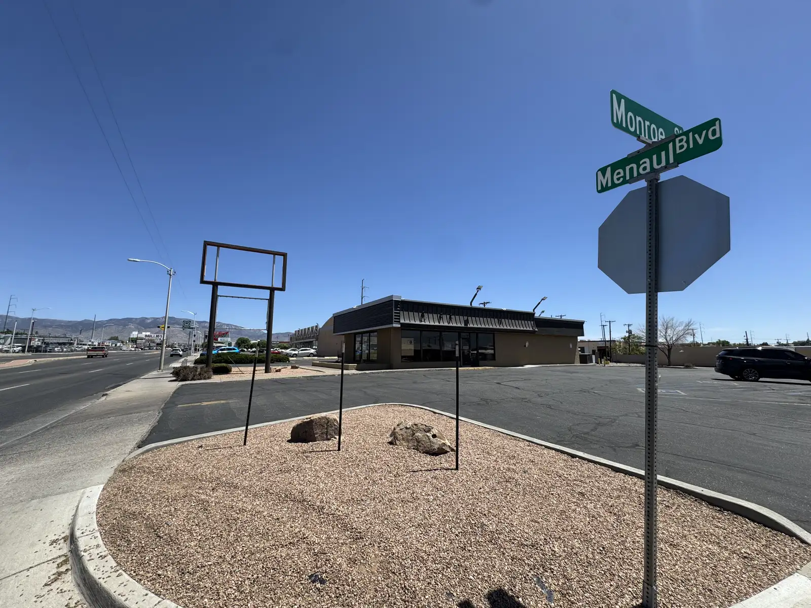 4800 Menaul Blvd NE image 1