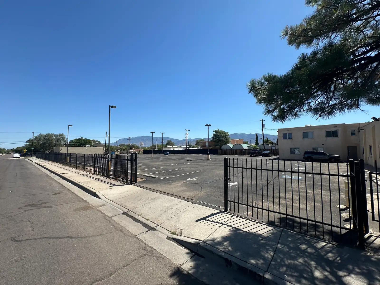 Rare Multi-Use Commercial Campus image 7