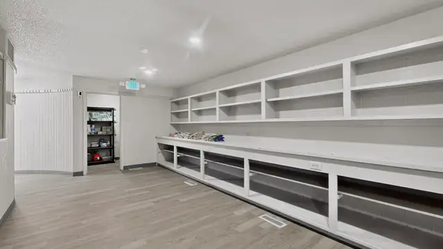 View image 7
