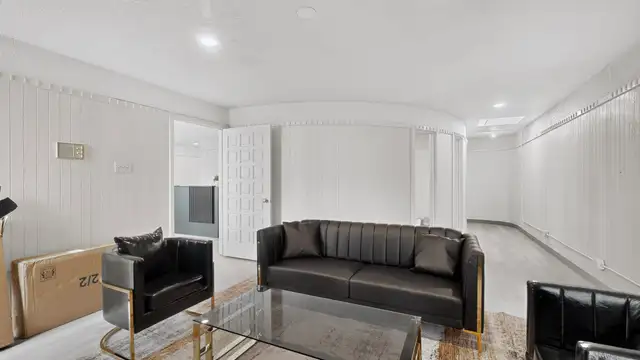 View image 8