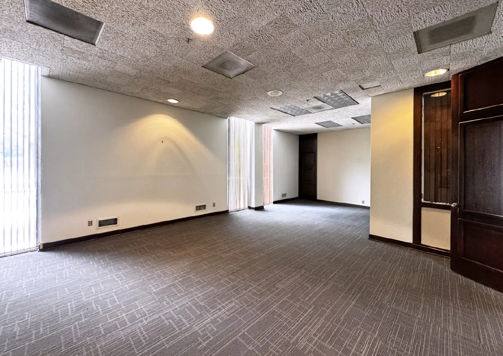 Office Space For Lease image 5