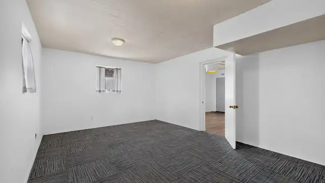 View image 11