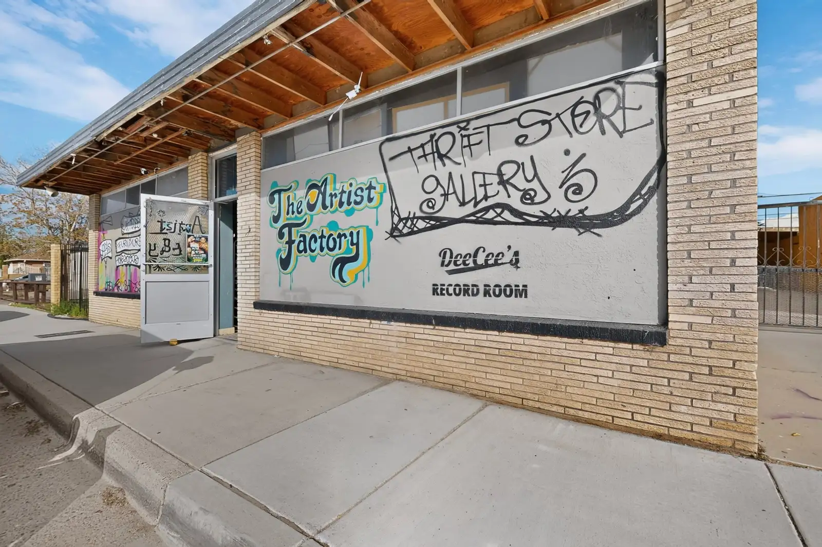 1810 Broadway Blvd SE image 8